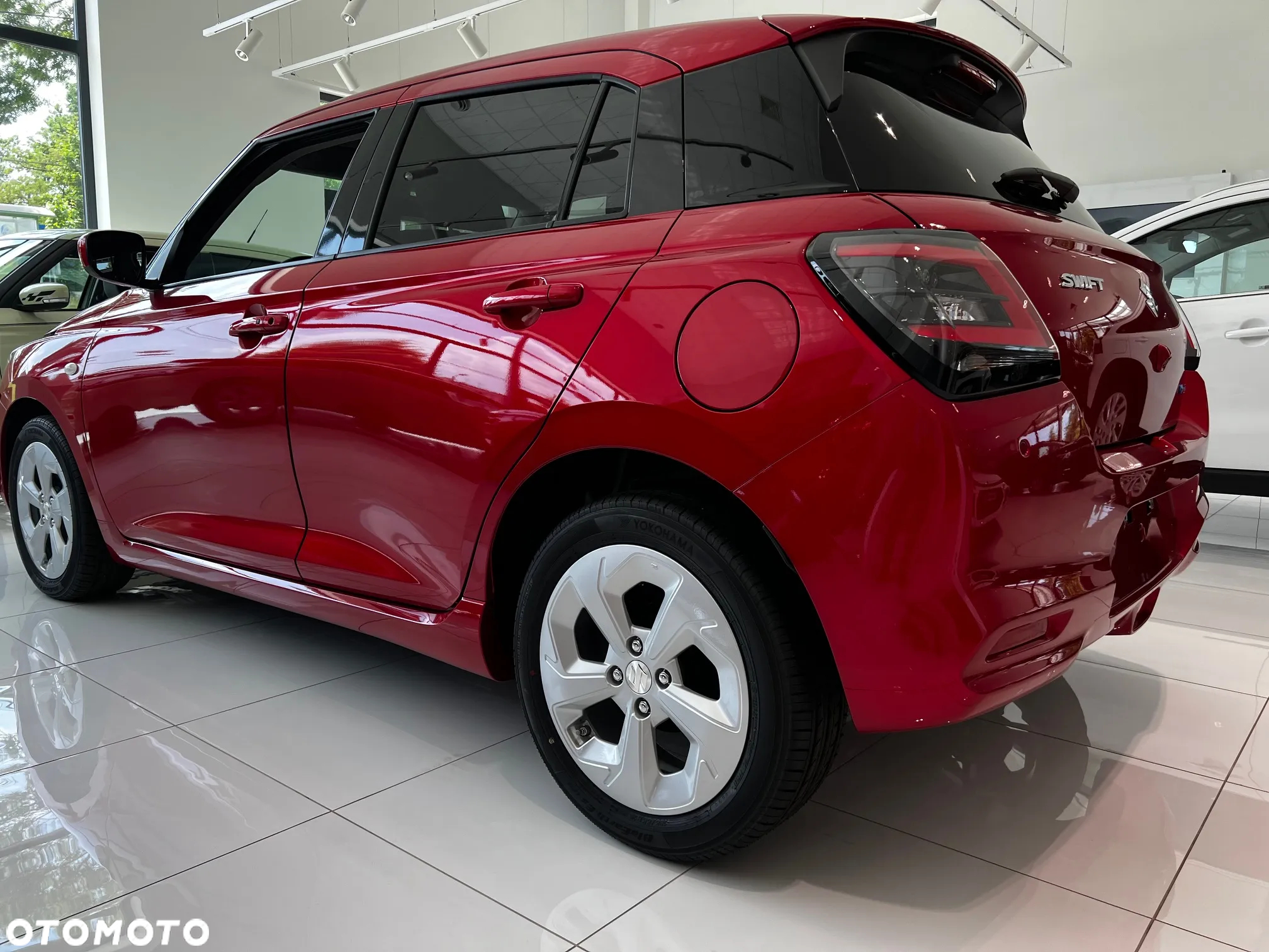 Suzuki Swift 1.2 Dualjet SHVS Premium Plus CVT - 3