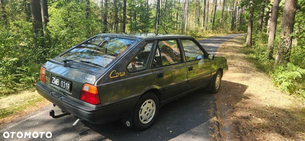 Polonez Caro - 3
