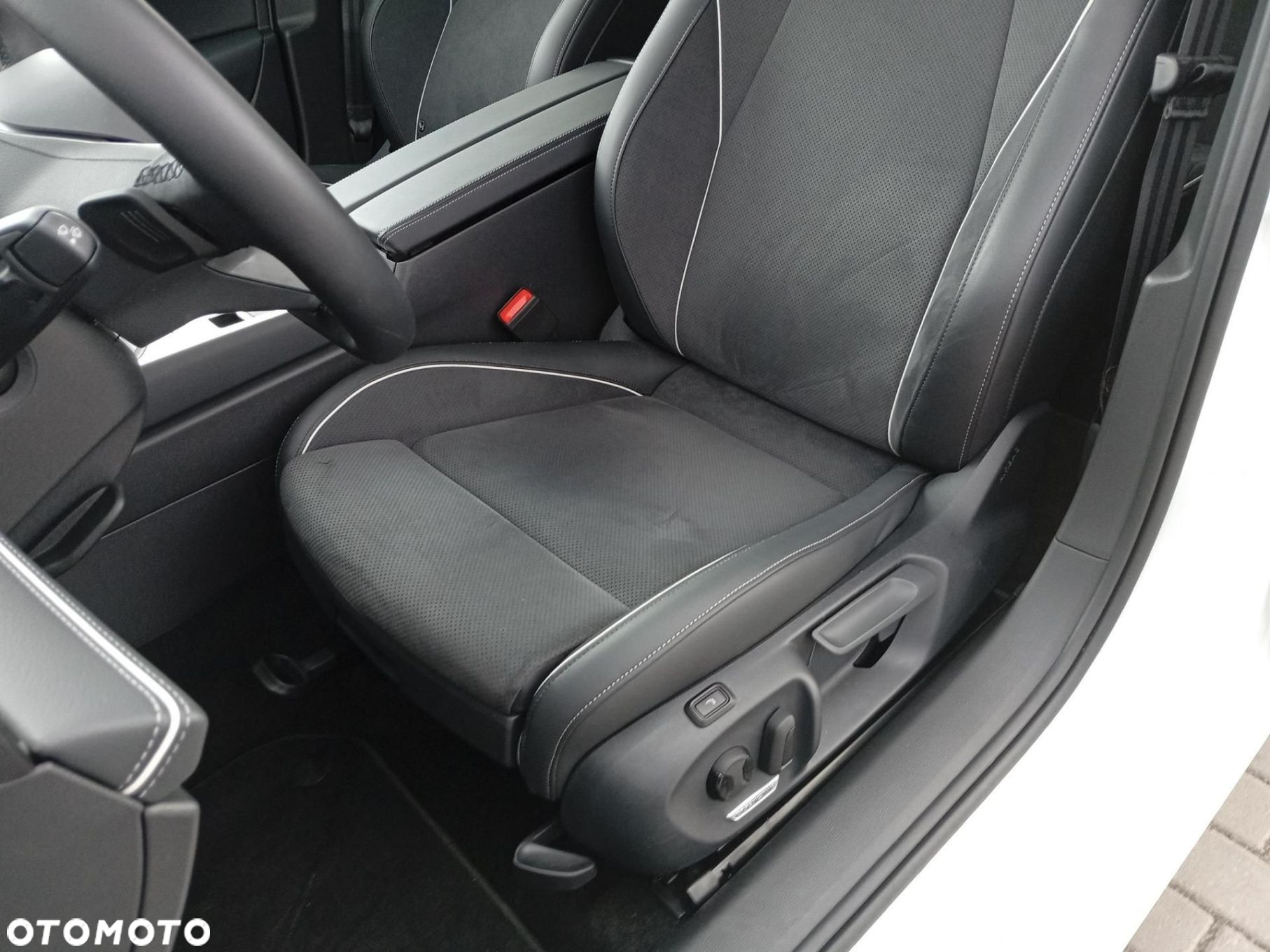 Volkswagen Passat - 8