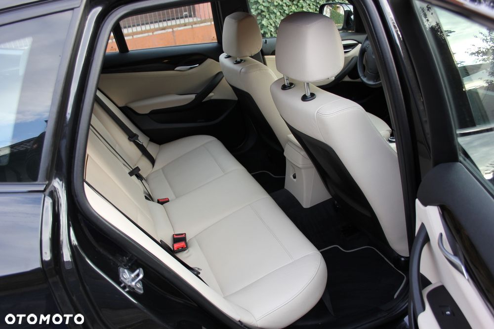 BMW X1 xDrive23d - 16