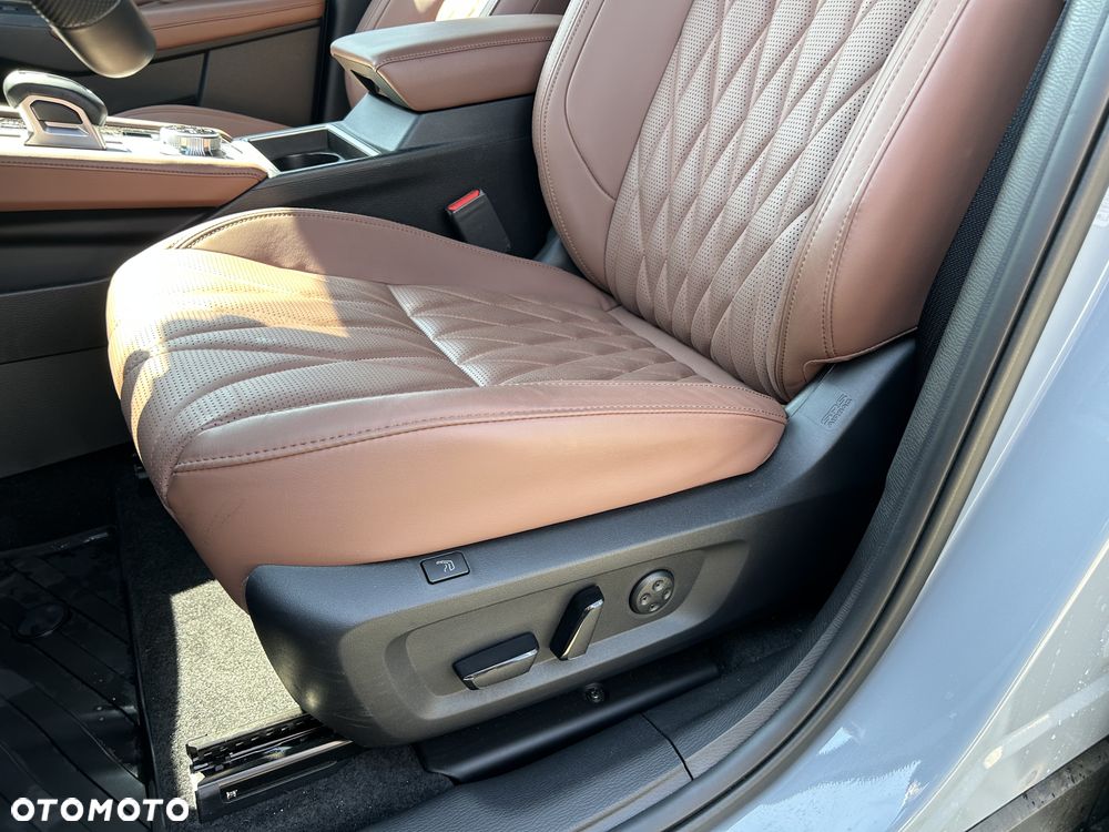Mitsubishi Outlander Instyle Plus - 12