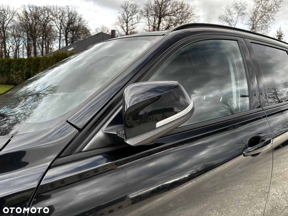 BMW Seria 3 325d Sport Line Shadow sport - 38