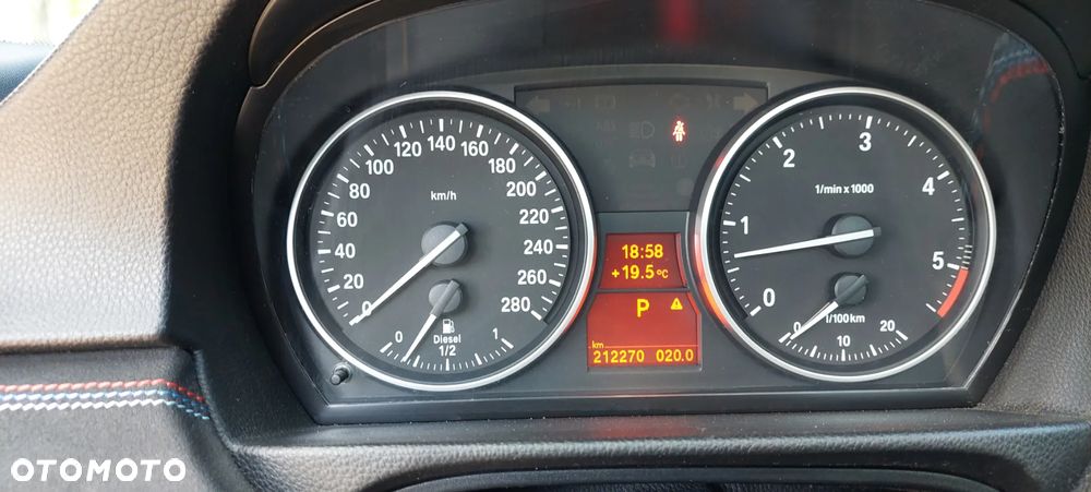 BMW Seria 3 335d DPF Edition Sport - 38