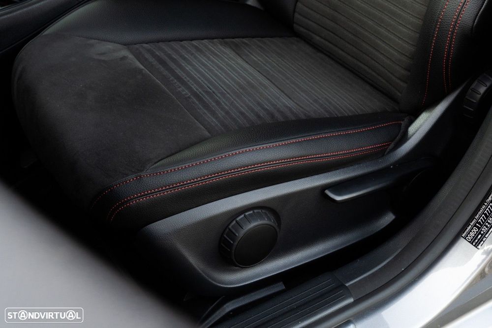 Mercedes-Benz CLA 180 d AMG Line - 44