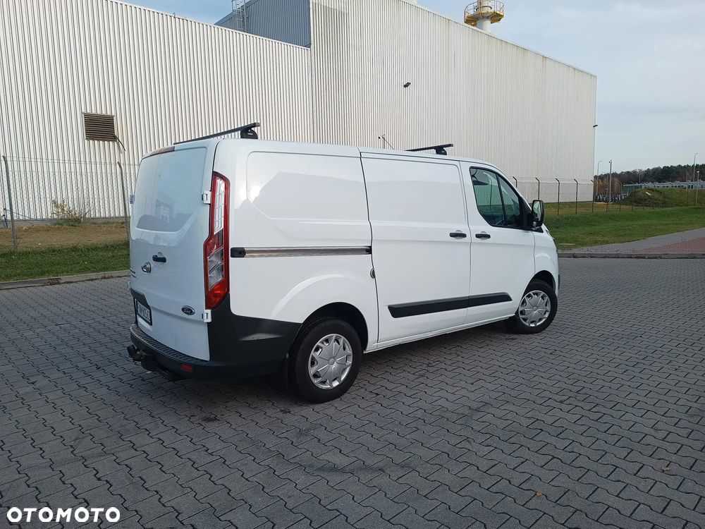 Ford TRANSIT CUSTOM - 5