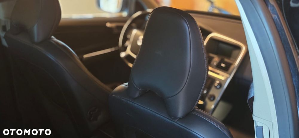 Volvo XC 60 - 19