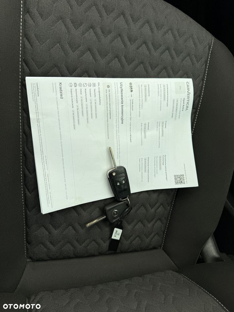 Opel Astra 1.4 Turbo - 31