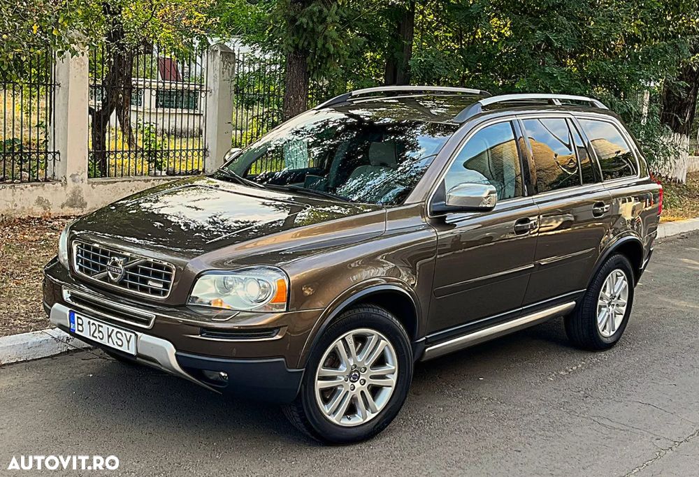 Volvo XC 90 ver-d5awd-rdesign - 1