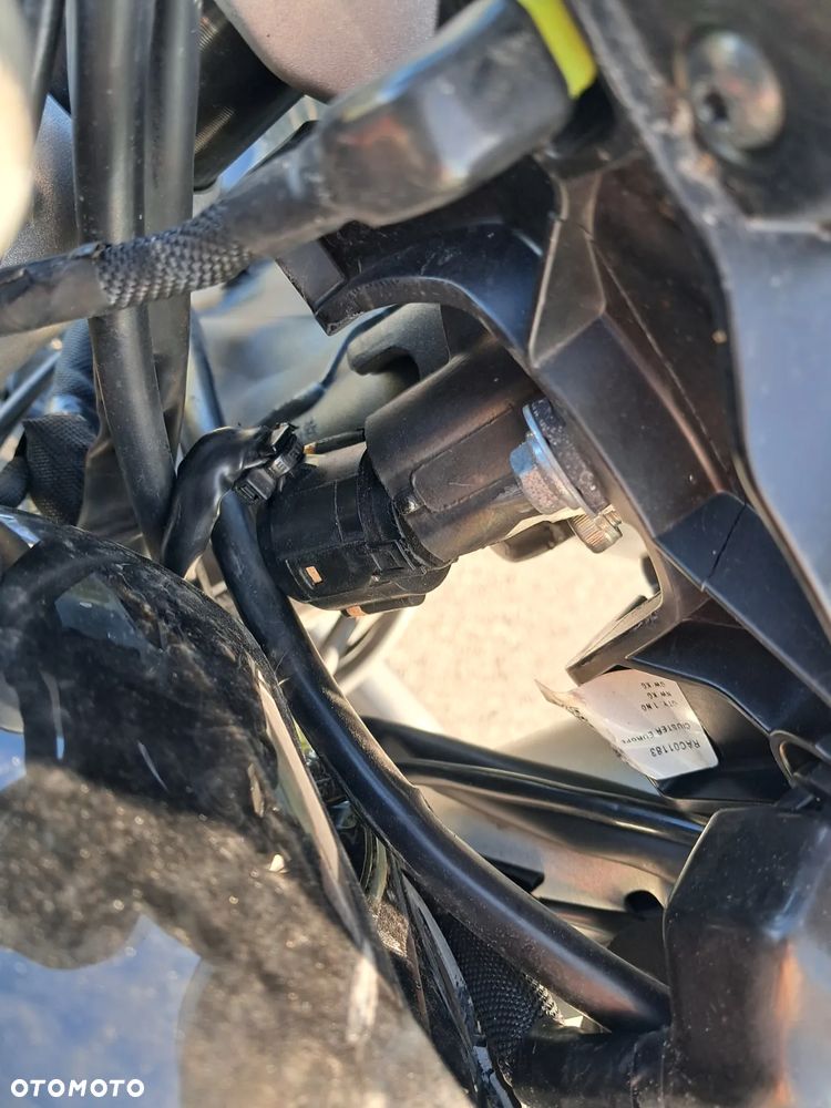 Royal Enfield Super Meteor - 13