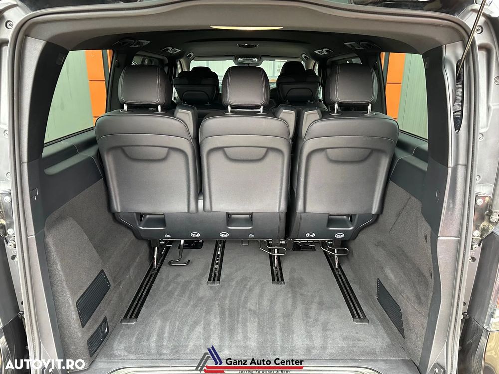 Mercedes-Benz V 300 d Extralang 4Matic 9G-TRONIC - 19