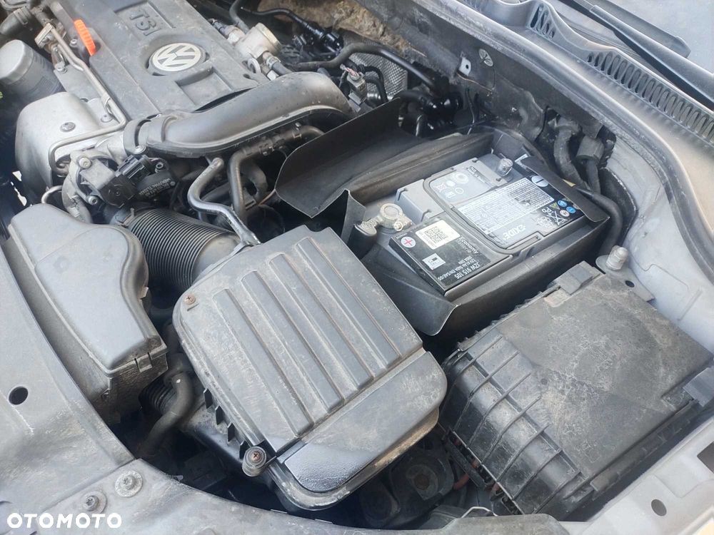 Volkswagen Golf - 11