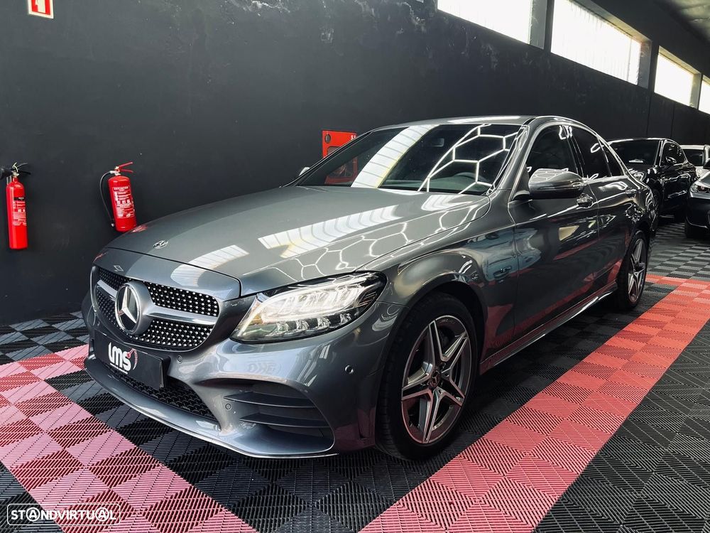 Mercedes-Benz C 300 de AMG Line - 4