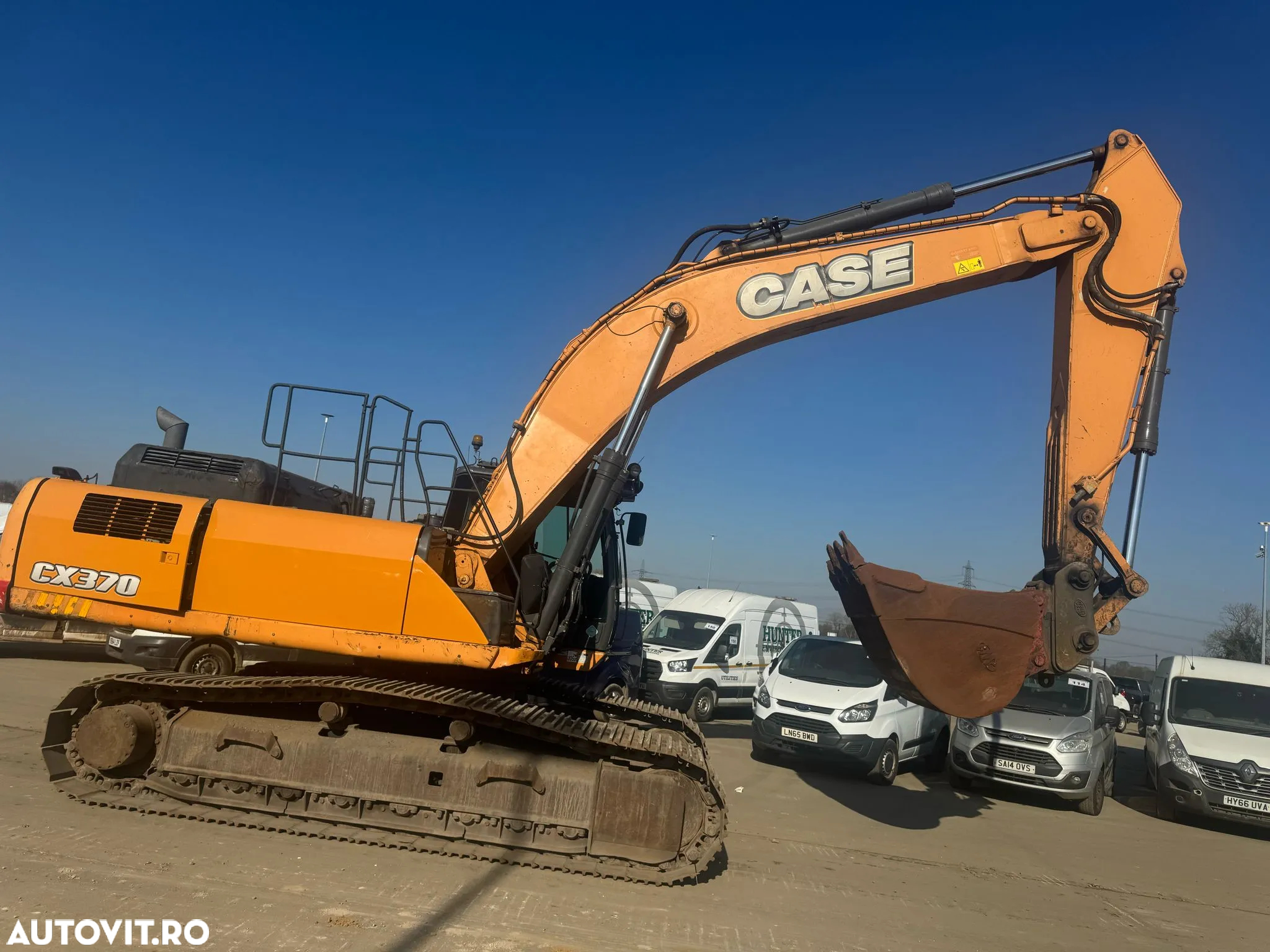 Case CX 370 C Excavator pe șenile - 2