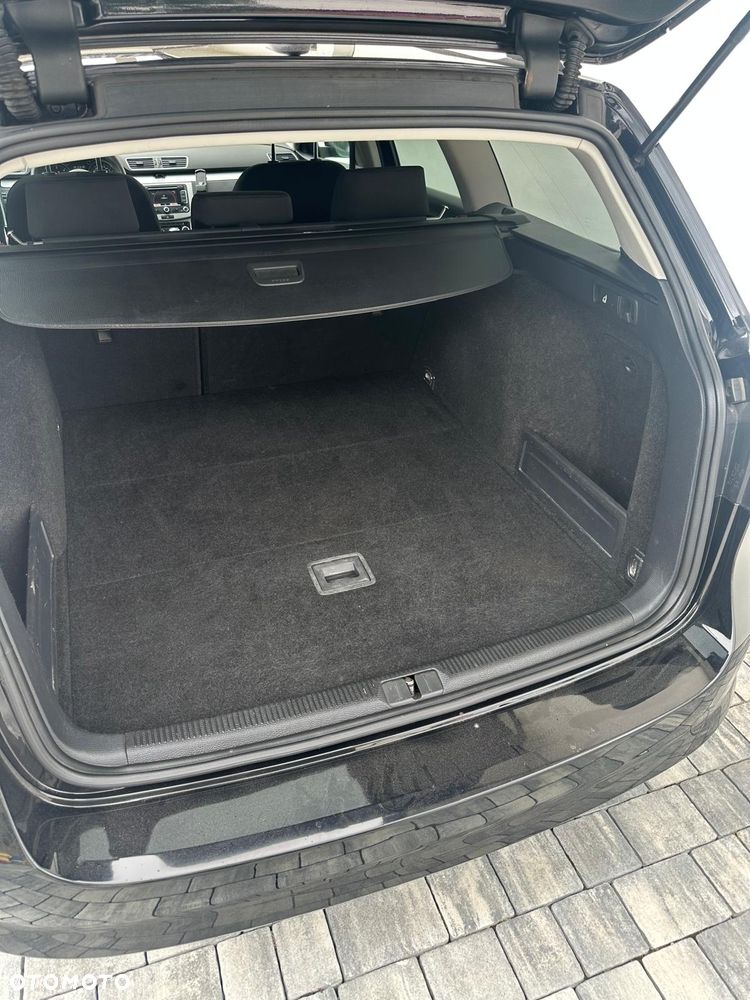 Volkswagen Passat Variant 2.0 TDI BlueMotion Technology Comfortline - 29