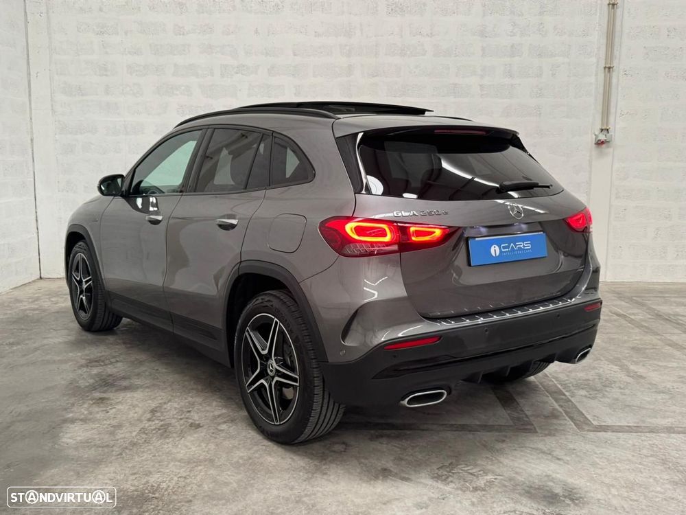 Mercedes-Benz GLA 250 e AMG Line - 2