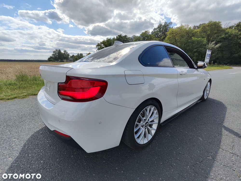 BMW Seria 2 220d - 5
