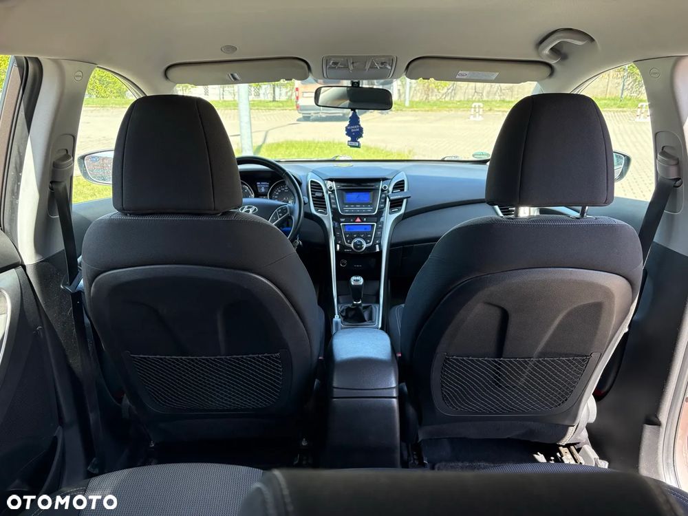 Hyundai i30 1.6 CRDi Comfort - 13
