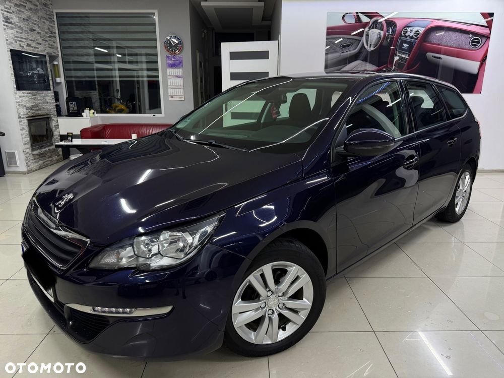 Peugeot 308 1.6 BlueHDi Allure S&S - 21
