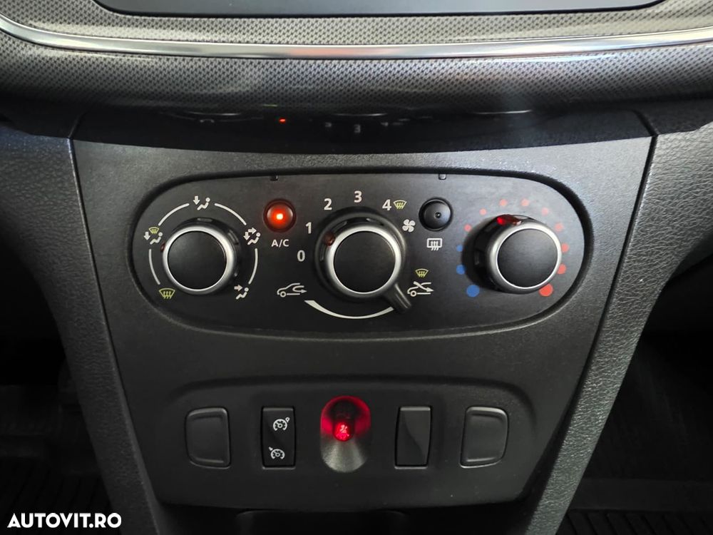 Dacia Sandero Stepway ECO-G 100 MT6 Comfort - 11
