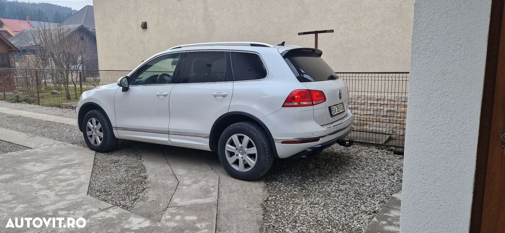 Volkswagen Touareg 3.0 V6 TDI SCR Blue Motion DPF Automatik - 14