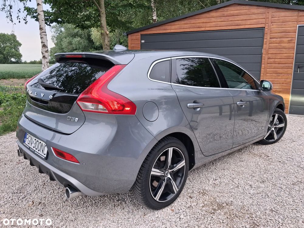 Volvo V40 D3 Drive-E Momentum - 18