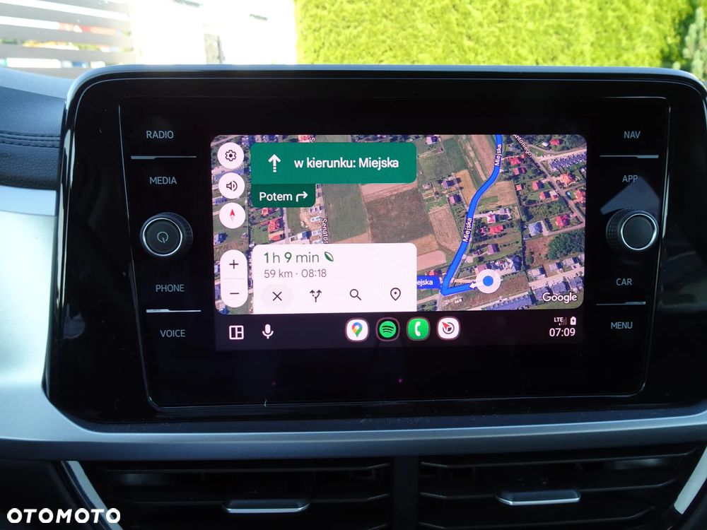 Volkswagen T-Roc 1.5 TSI Life - 27