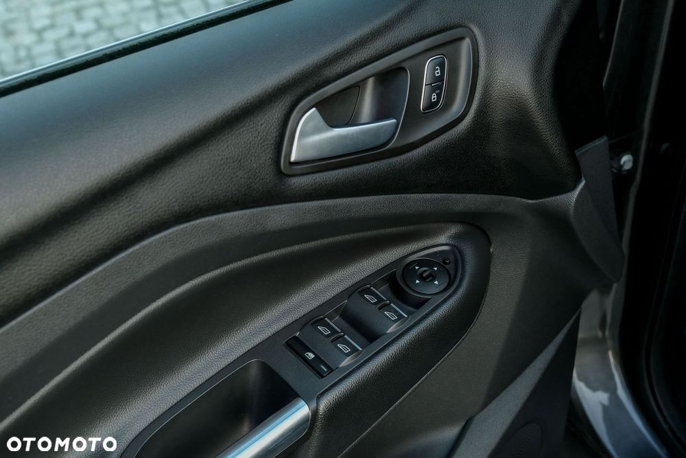 Ford Kuga 2.0 TDCi 4x4 ST-Line - 20