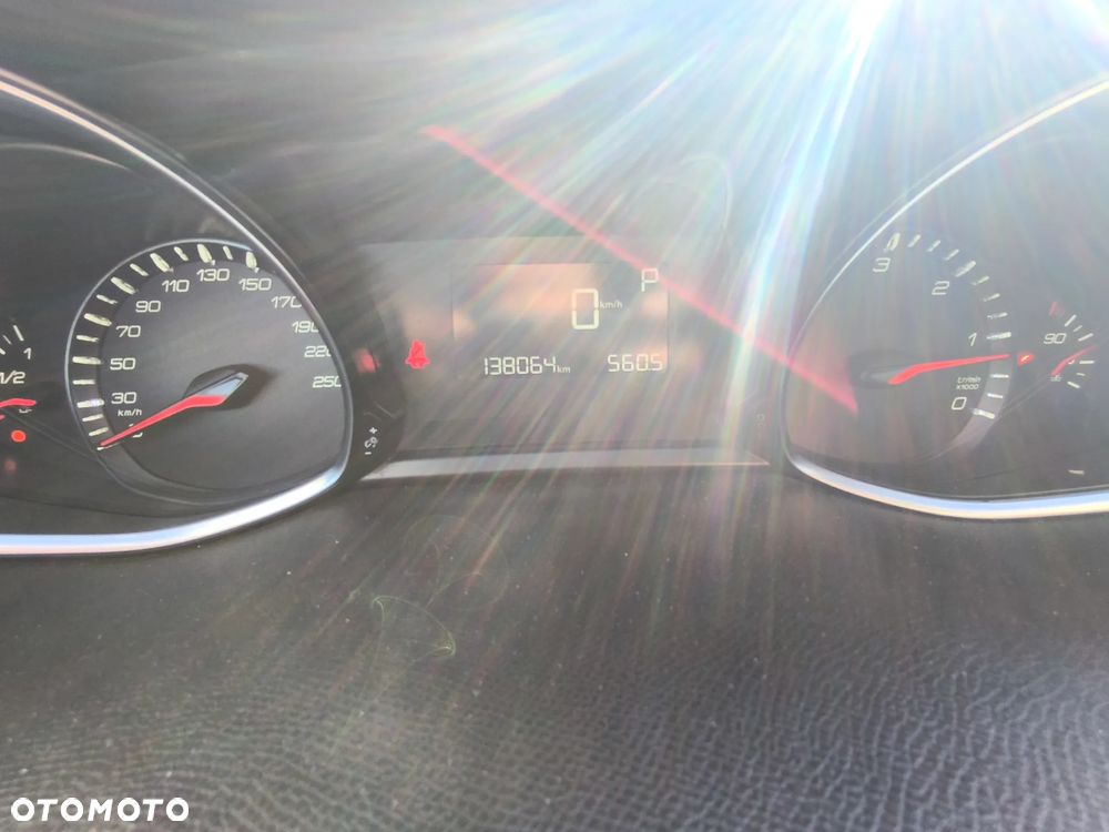 Peugeot 308 BlueHDi 120 EAT6 Stop & Start Business-Line - 18