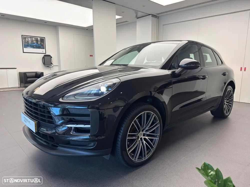 Porsche Macan Standard - 1