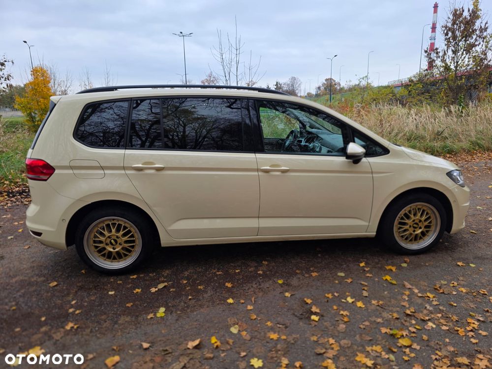 Volkswagen Touran 2.0 TDI DPF DSG Cup - 3