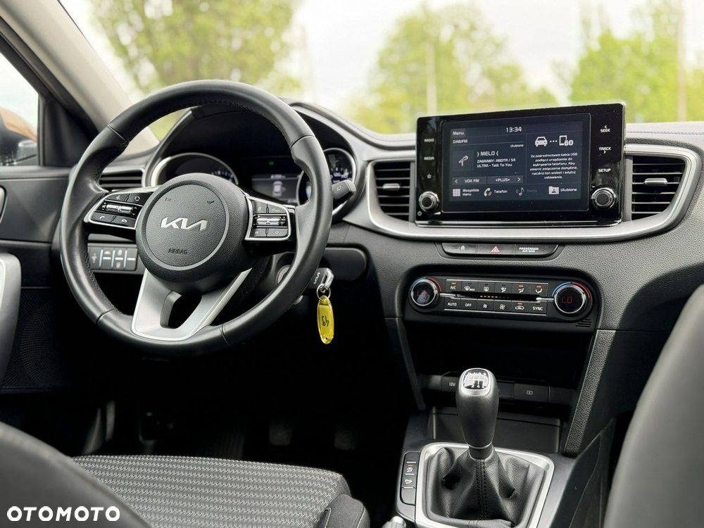 Kia XCeed 1.5 T-GDI M - 22