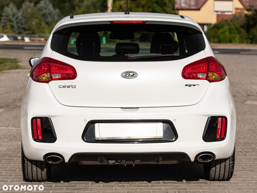Kia Ceed 1.6 T-GDI GT L - 11