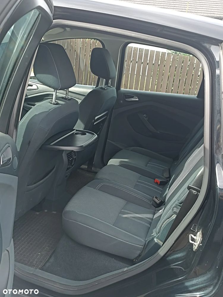 Ford C-MAX - 11
