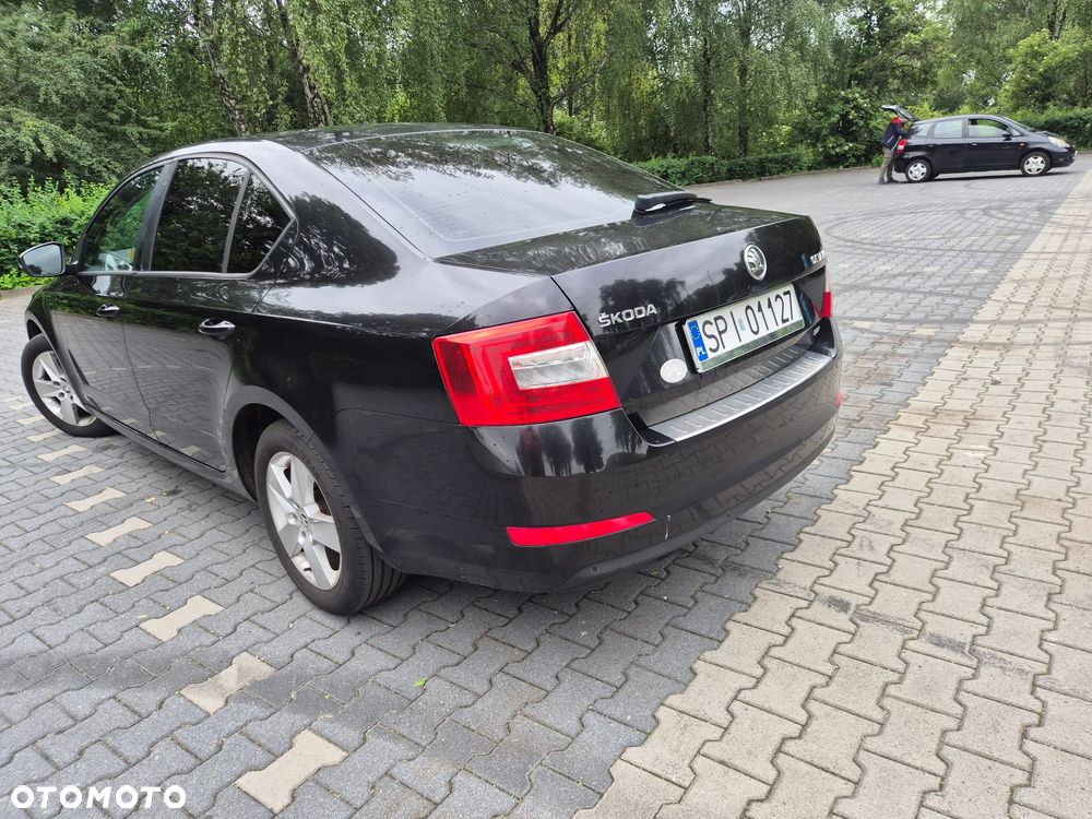 Skoda Octavia 1.6 TDI Ambition - 15