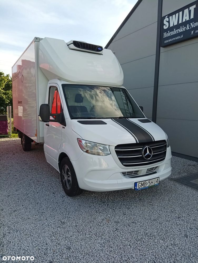 Mercedes-Benz Sprinter - 6