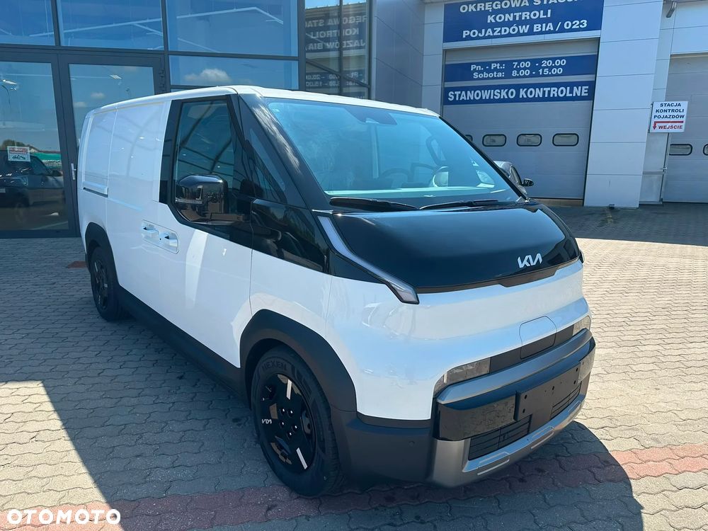 Kia PV5 - 5