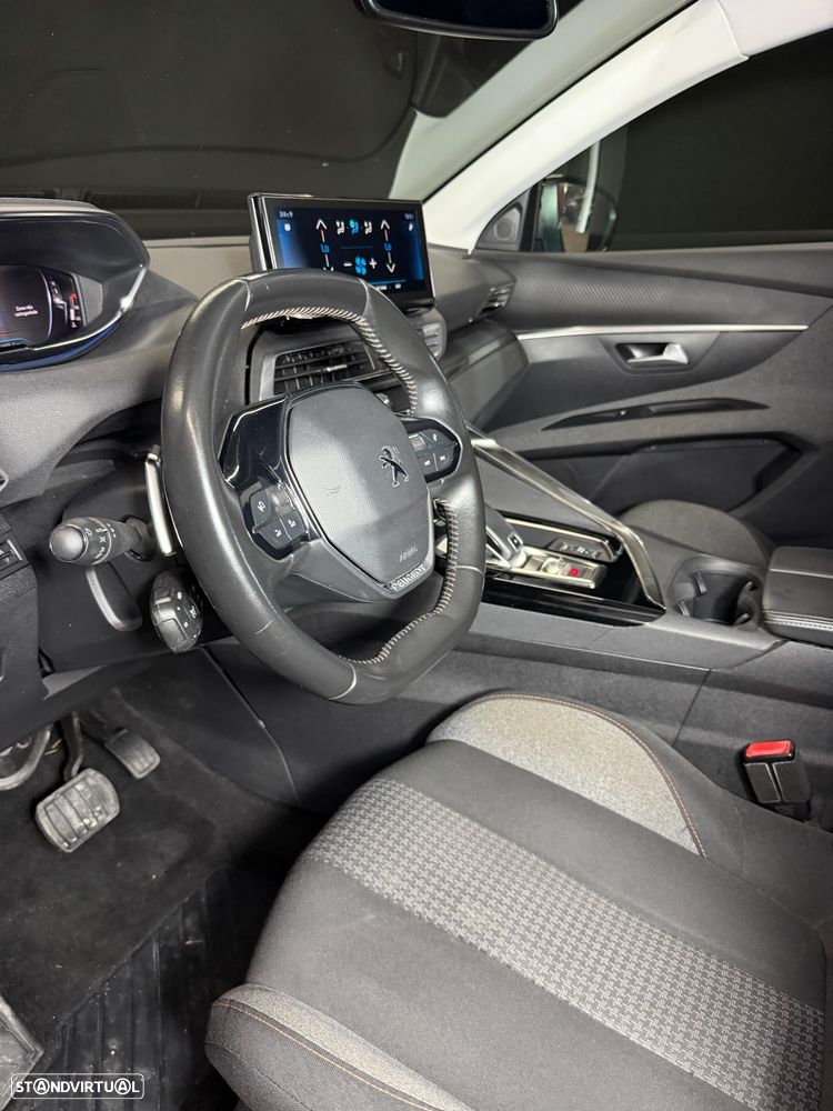 Peugeot 5008 PureTech 130 EAT8 Stop & Start Active Business-Pack - 7