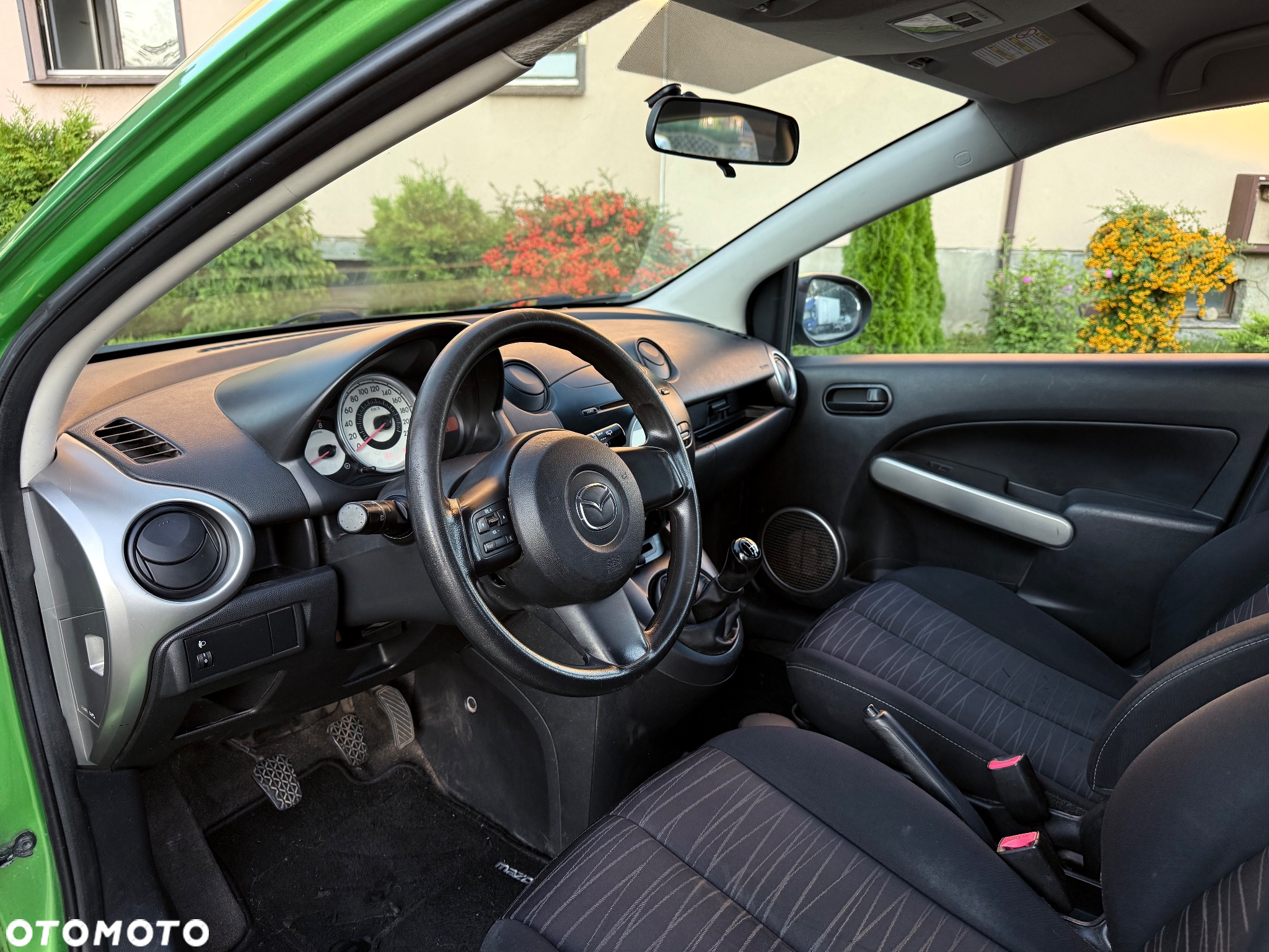 Mazda 2 1.3 Exclusive - 30