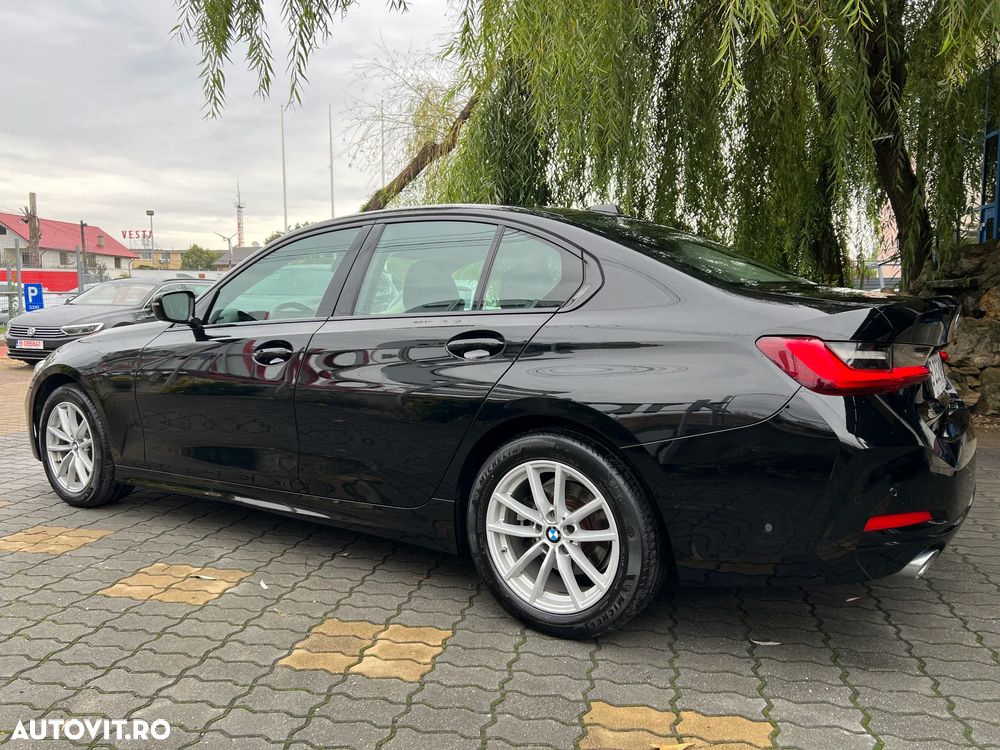 BMW Seria 3 318i AT - 14