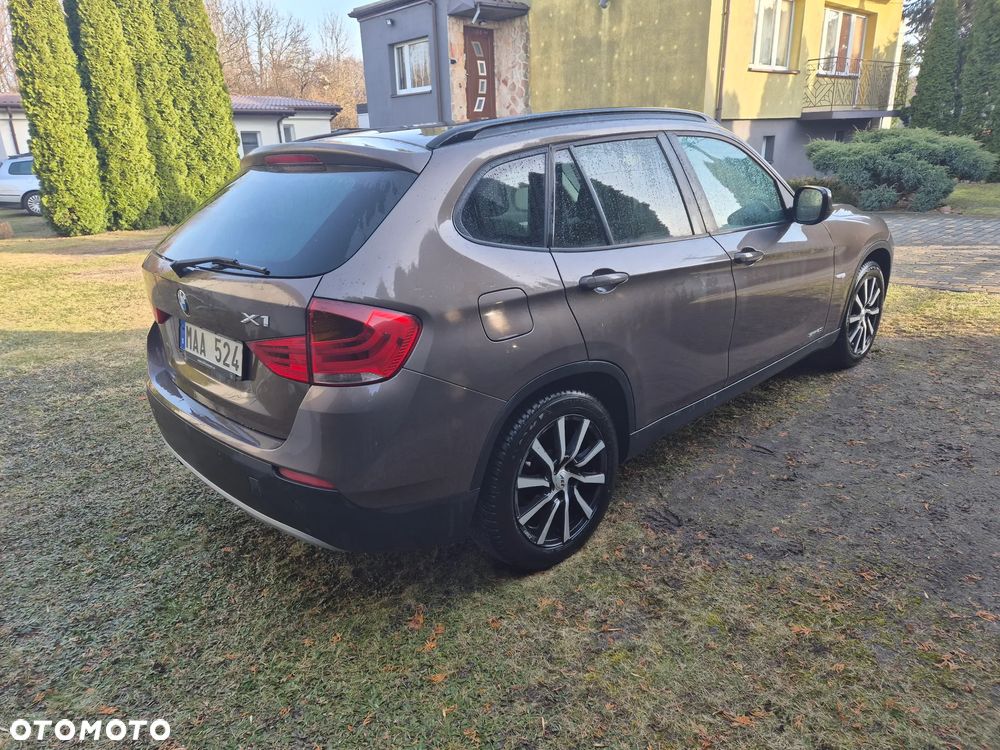 BMW X1 sDrive20i xLine - 4
