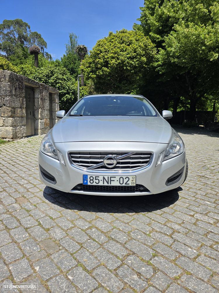 Volvo V60 1.6 D2 Drive Momentum Start/Stop - 3