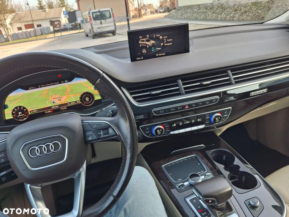 Audi Q7 - 15
