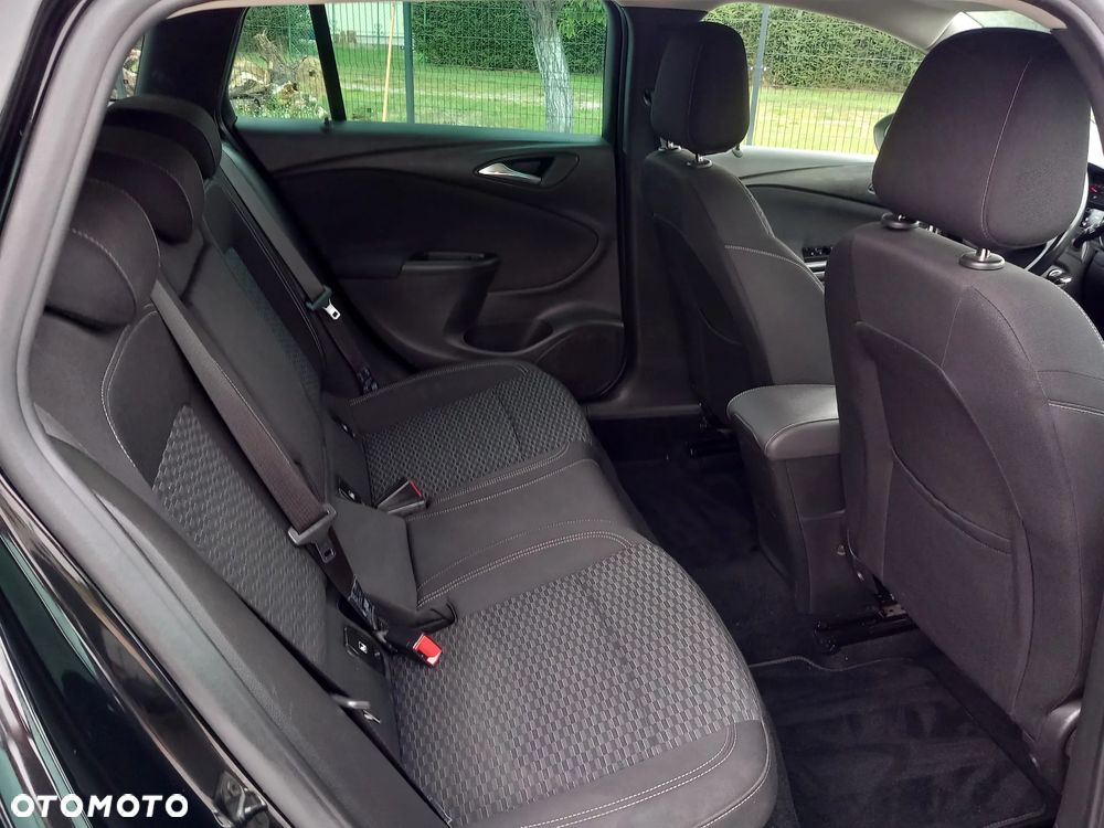 Opel Astra 1.6 D Start/Stop 120 Jahre - 33
