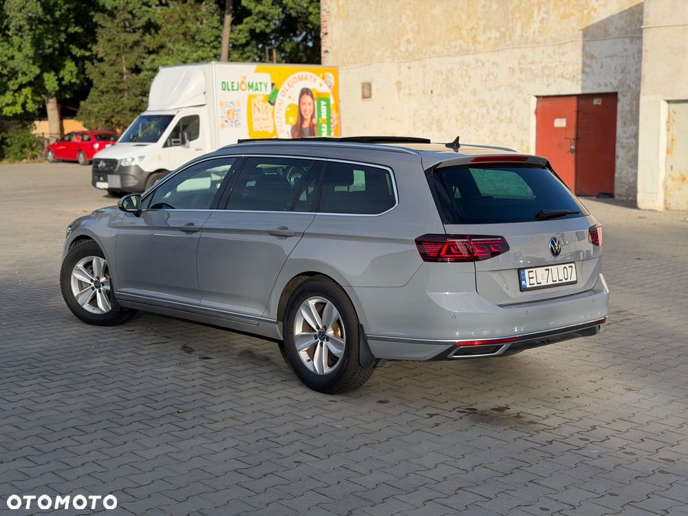 Volkswagen Passat 2.0 TDI Business DSG - 24