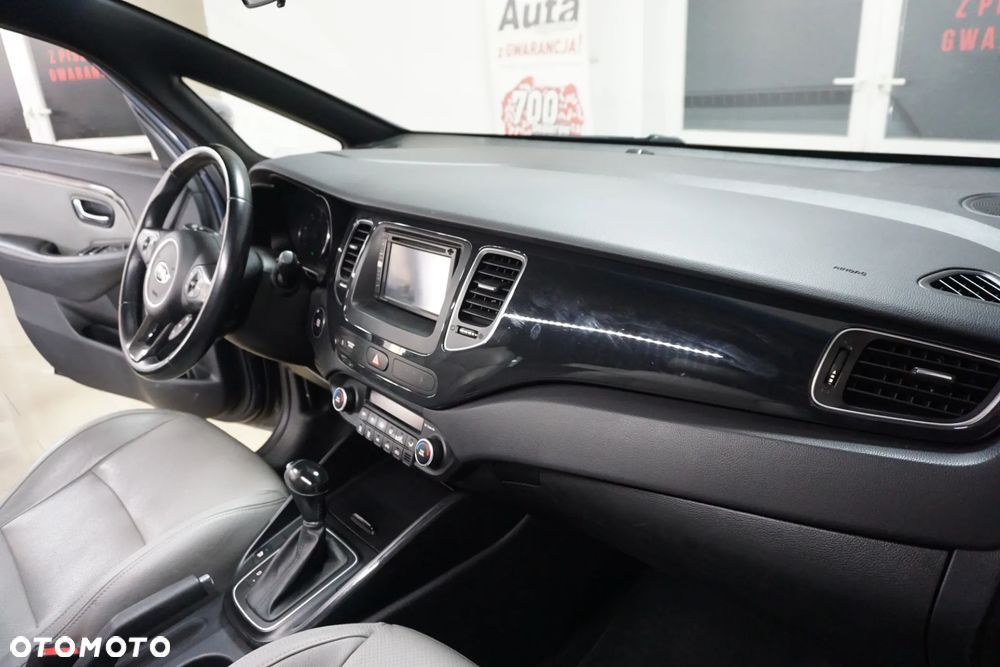 Kia Carens 1.7 CRDi M - 21