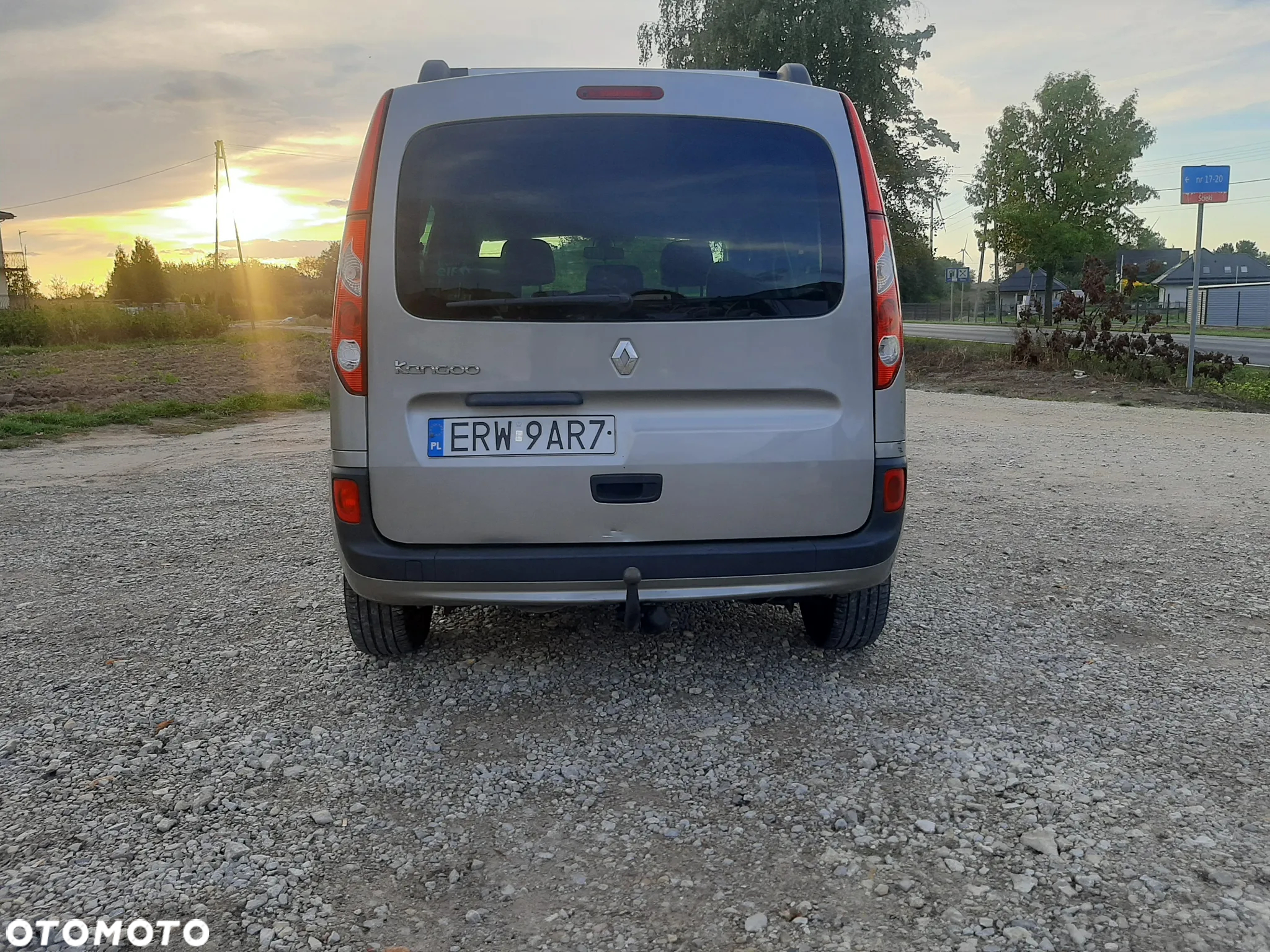 Renault Kangoo 1.6 16V 105 Expression - 11
