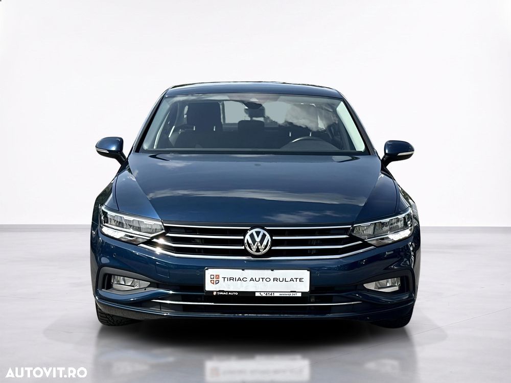 Volkswagen Passat - 9
