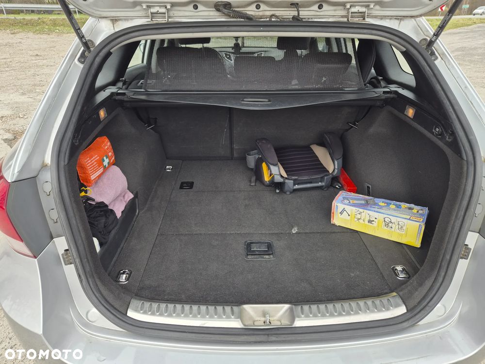 Hyundai i40 1.7 CRDi Comfort - 16