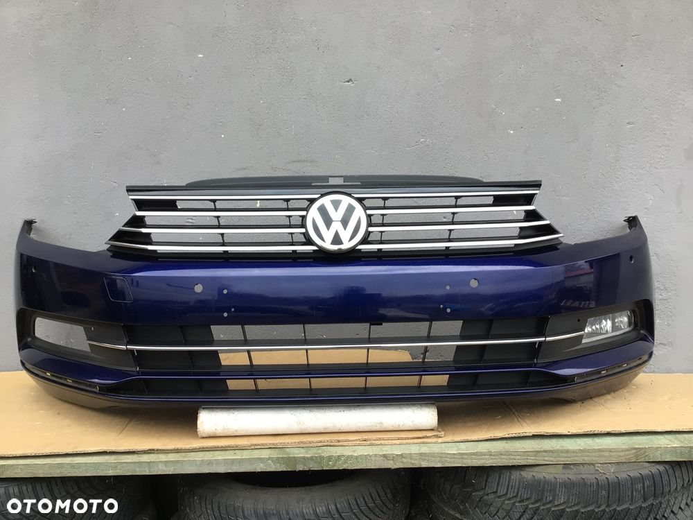 Zderzak przedni VW Passat B8 3G0 4xpdc bez spryskiwaczy - 1