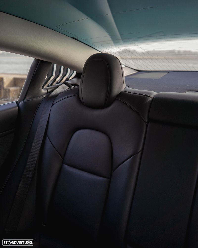 Tesla Model 3 Standard Range Plus RWD - 18